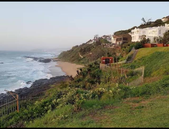 2 BEDROOM APARTMENT FOR SALE IN SHEFFIELD BEACH